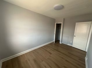 6641 Oakland St, Philadelphia, PA 19149