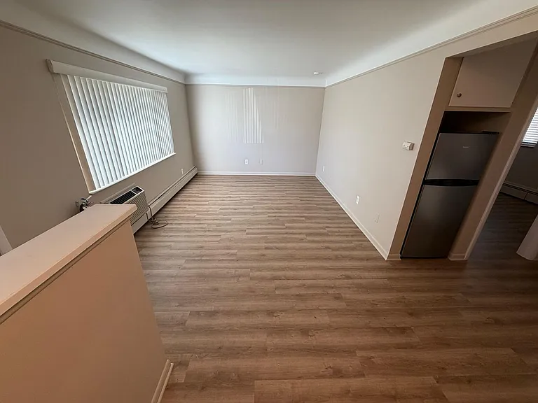 28645 John R Rd #R — Photo 18