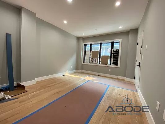 4th image of 30 E 29th St #1B