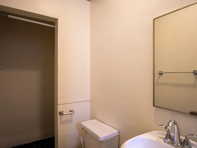 2044 N Kilpatrick St #313 — Photo 14