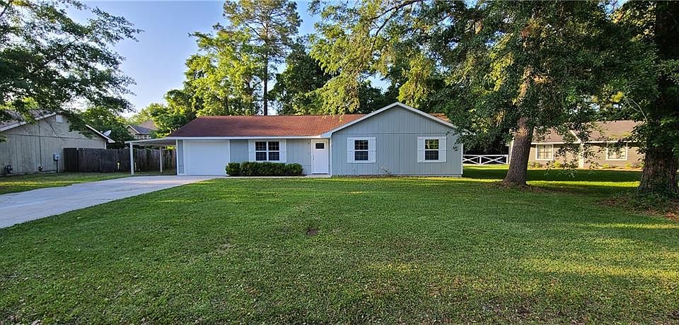 1st image of 207 N Deerfield Dr
