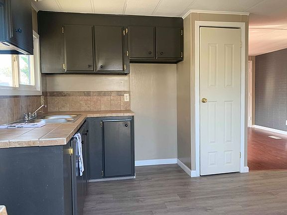 2nd image of 26814 S Mooney Blvd Space B32