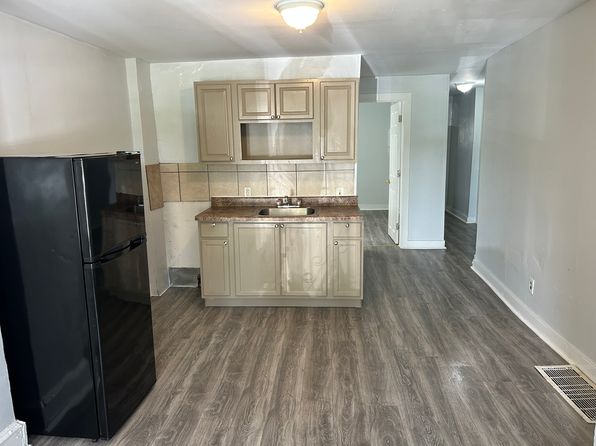 3518 N 11th St Floor 1