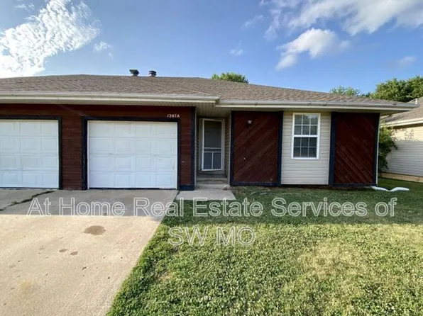 1207 W Sunset St #B, Springfield, MO 65807