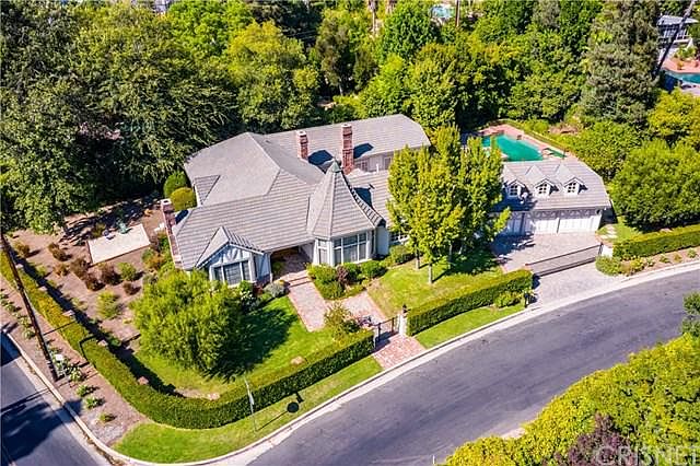 1st image of 16485 Garvin Dr