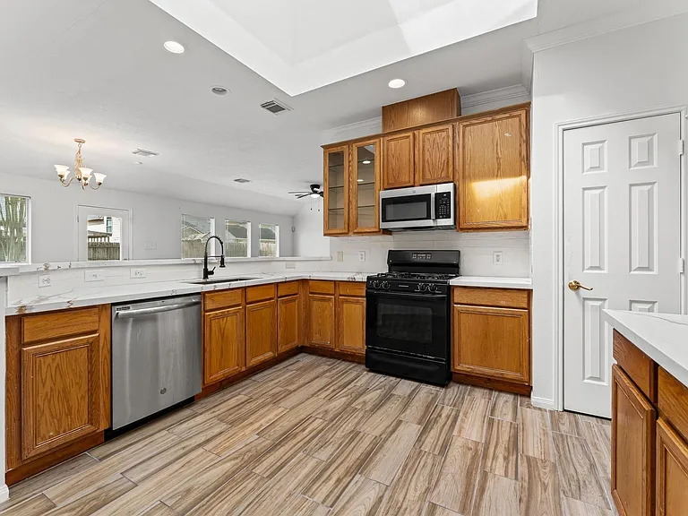 12211 Bringate Ct — Photo 6