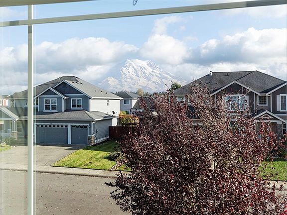 3rd image of 17112 134th Avenue Ct E