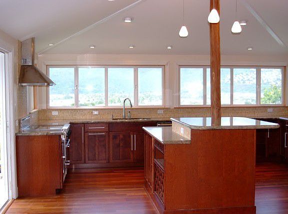 Gourmet Kitchen w/ Amazing Views