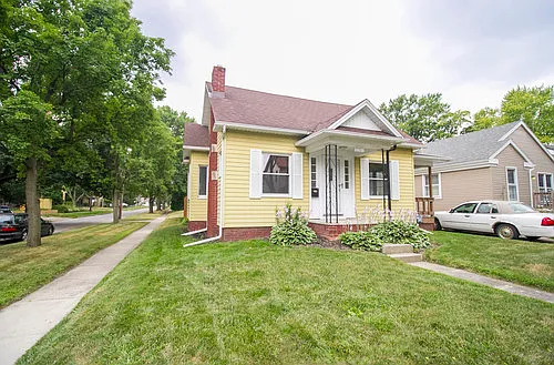 2301 Portsmouth Ave Photo 1