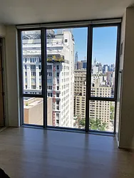 Rented by R New York