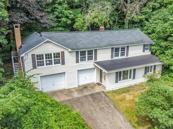 4723 Everett Rd, Richfield, OH 44286