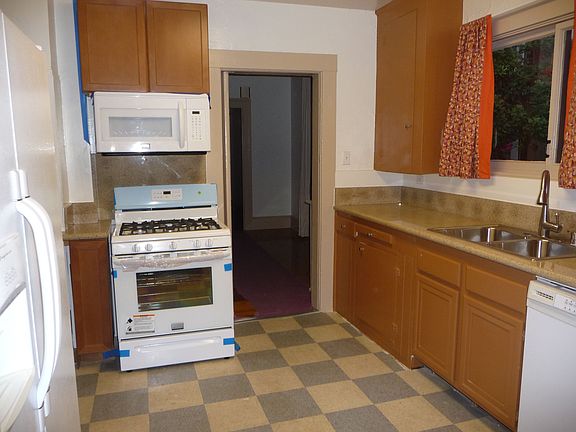 2nd image of 663 21st St