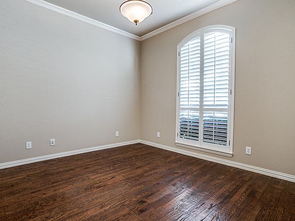 5th image of 1222 Philip Dr
