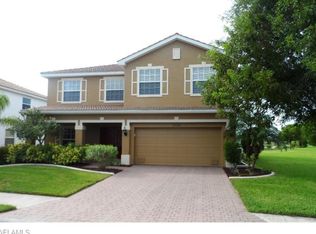 2096 Cape Heather Cir, Cape Coral, FL 33991