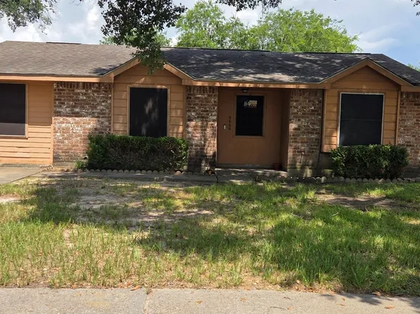 9606 Wind Flower Ln, Houston, TX 77086