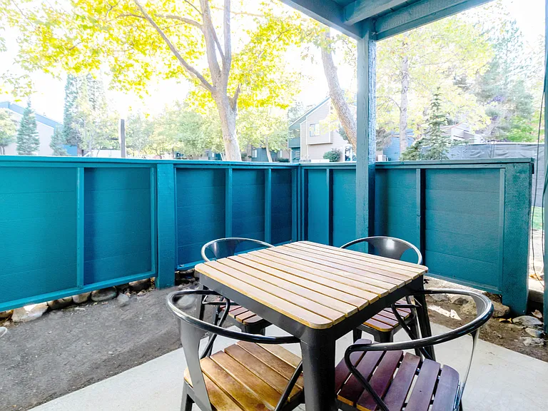 Lakeridge Living — Photo 6