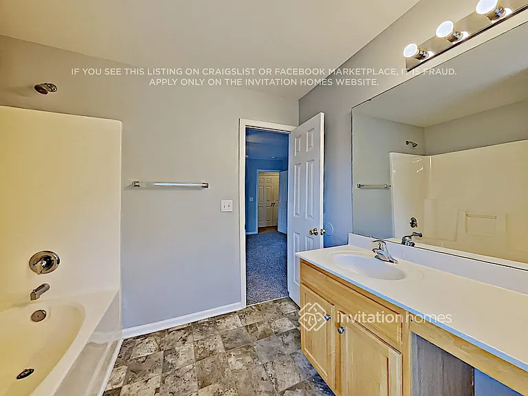 1320 Eastway Dr — Photo 13