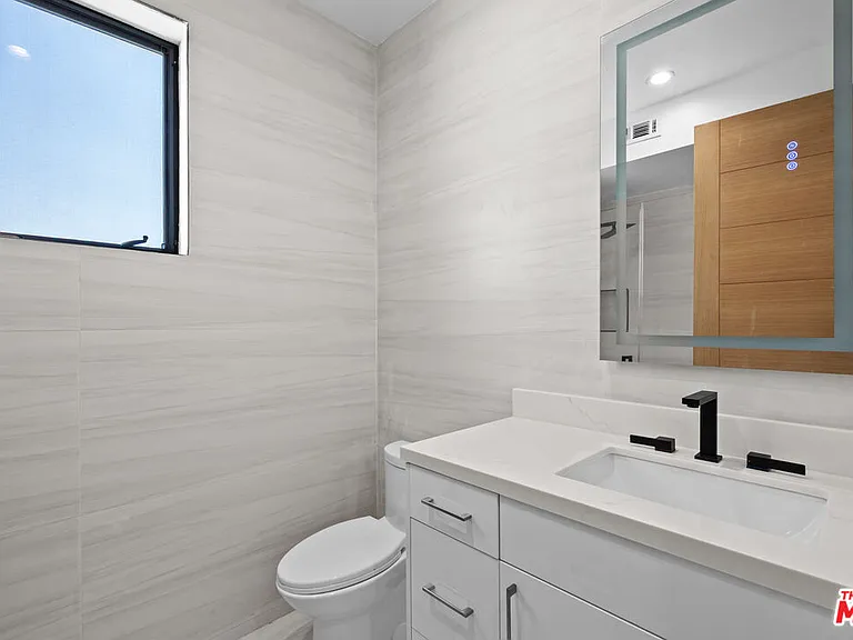 2123 S Cloverdale Ave #1 — Photo 10