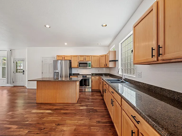 4440 W 63rd Pl — Photo 6