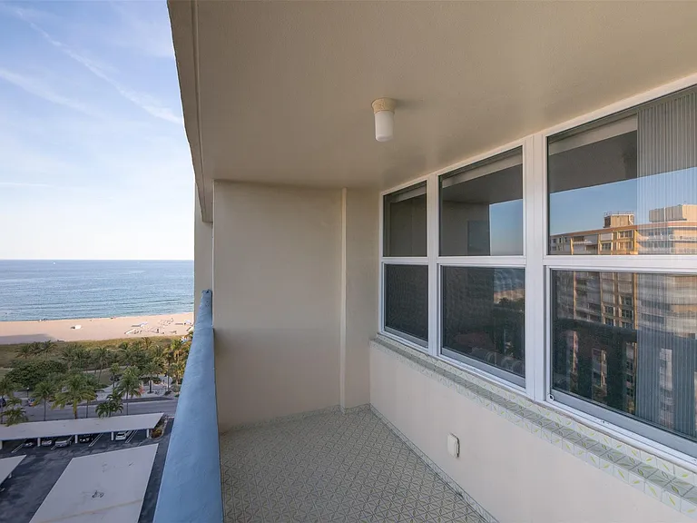 305 N Pompano Beach Blvd #1403 — Photo 27