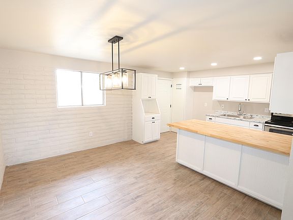 3rd image of 4711 W Santa Maria Dr