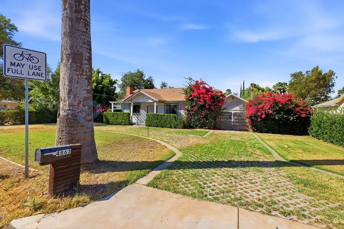 2 bed, 963 sqft, $3,200 — Photo 4