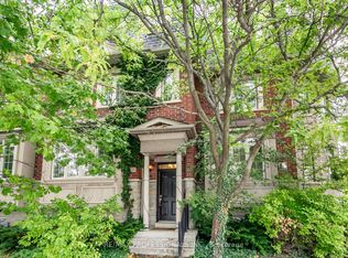 969 Kipling Ave, Toronto, ON M9B 3L3