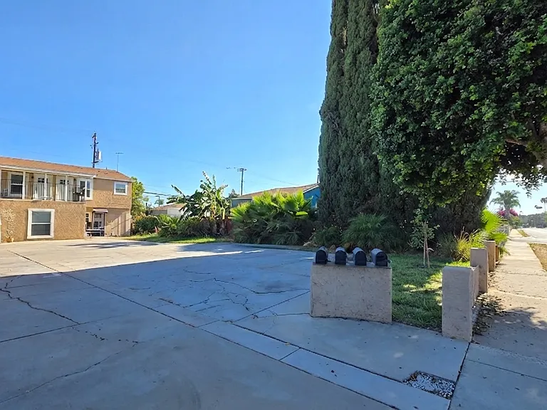 704 E Erna Ave #2 — Photo 17