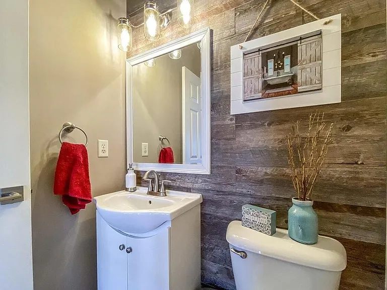 5012 Wolfpen Woods Dr — Photo 13