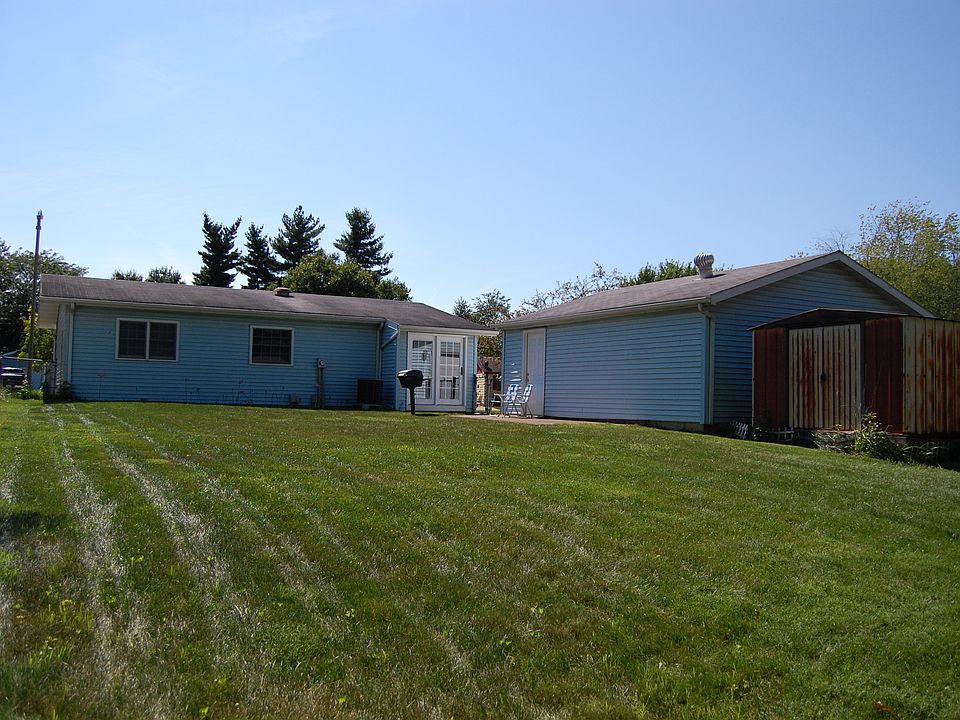 2nd image of 1344 Crestview Drive