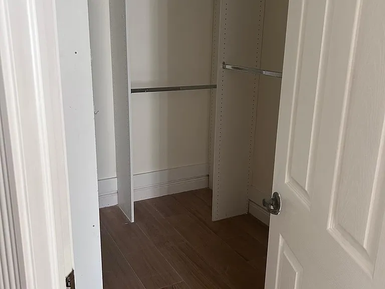 8992 Lakes Blvd — Photo 22