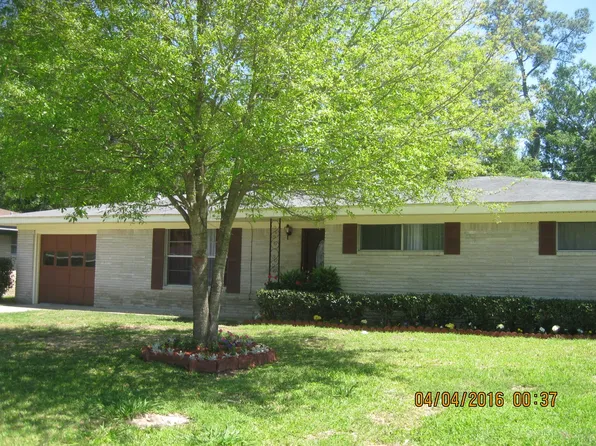 265 Triangle Dr, Vidor, TX 77662