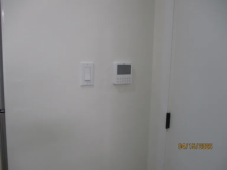 442 W Stocker St #442B — Photo 17