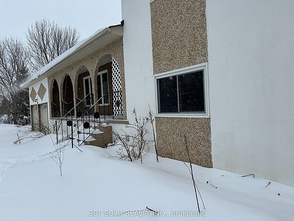 2nd image of 780 Essa Rd E