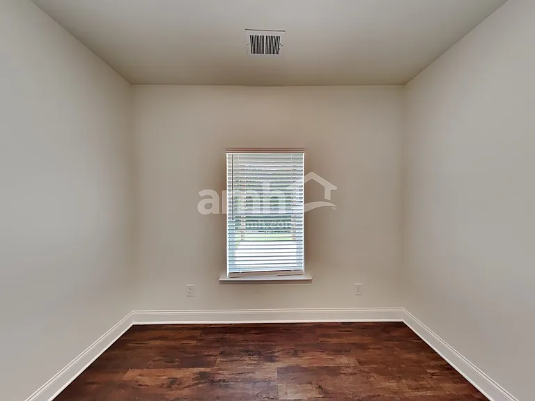 231 Pecan Dr — Photo 17