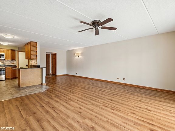 4th image of 6300 W Montrose Ave APT 204