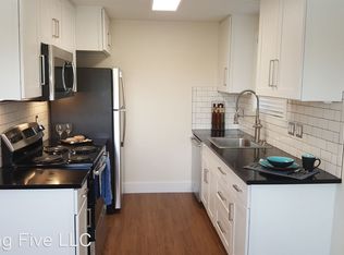 1706 N 46th St APT 4, Seattle, WA 98103