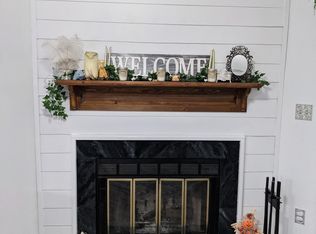 4621 Timbermill Ct APT 303, Raleigh, NC 27612