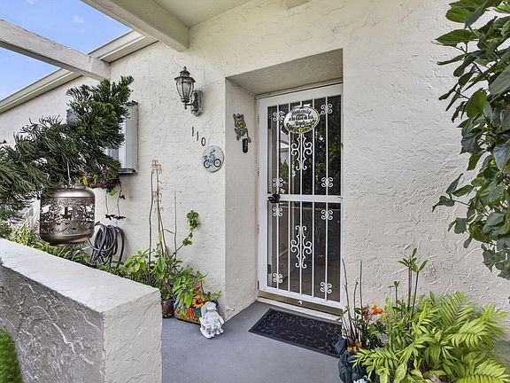 4th image of 2651 Boundbrook Boulevard #110