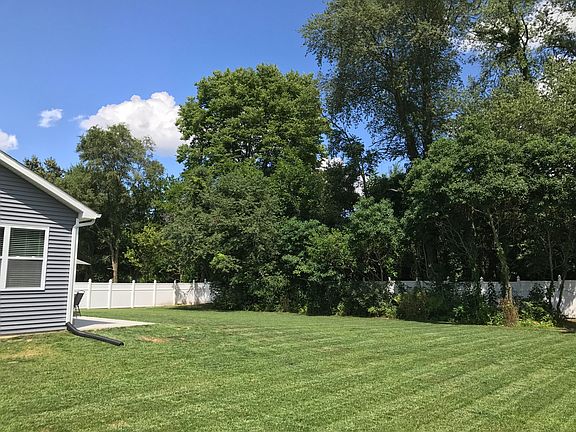 5th image of 58616 Baugo Cove Dr