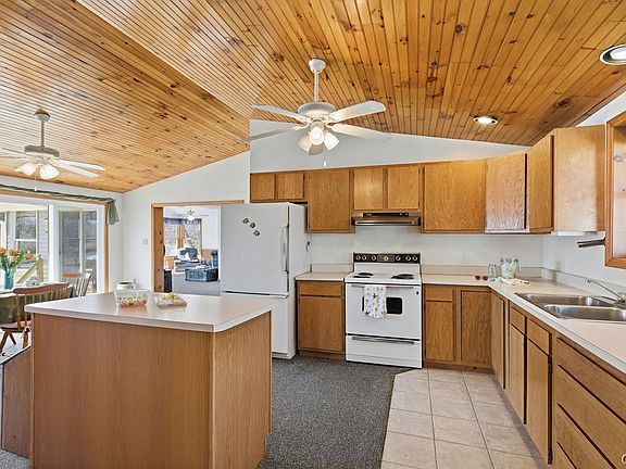 3rd image of 6450 Paino Rd