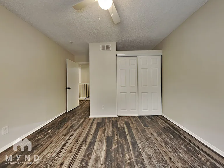5632 Birchmont Dr #C — Photo 10