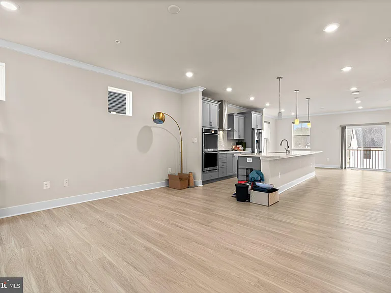7638 Quartzite Ln — Photo 6