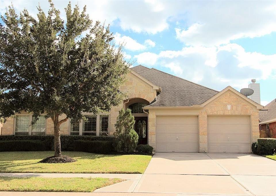 1st image of 21947 Canyonwood Park Ln