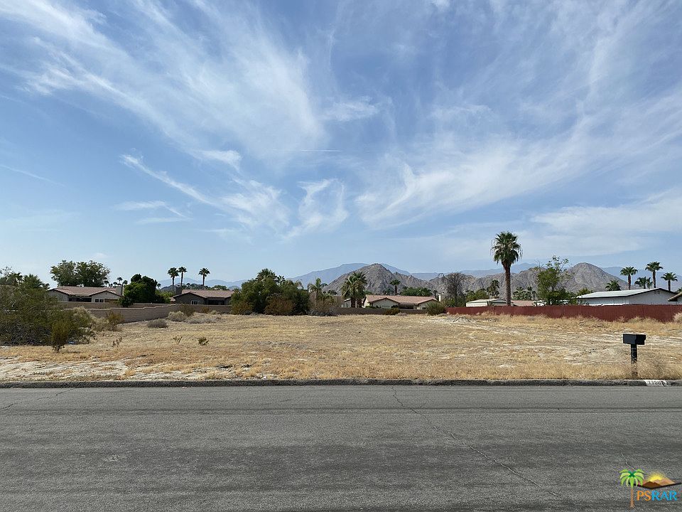 1st image of 77805 Mountain View Ave
