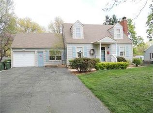 10816 E 57th St, Raytown, MO 64133
