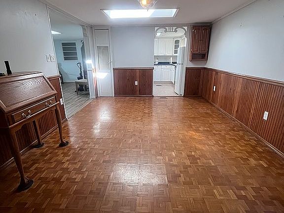 3rd image of 525 Riverleigh Ave Unit 102