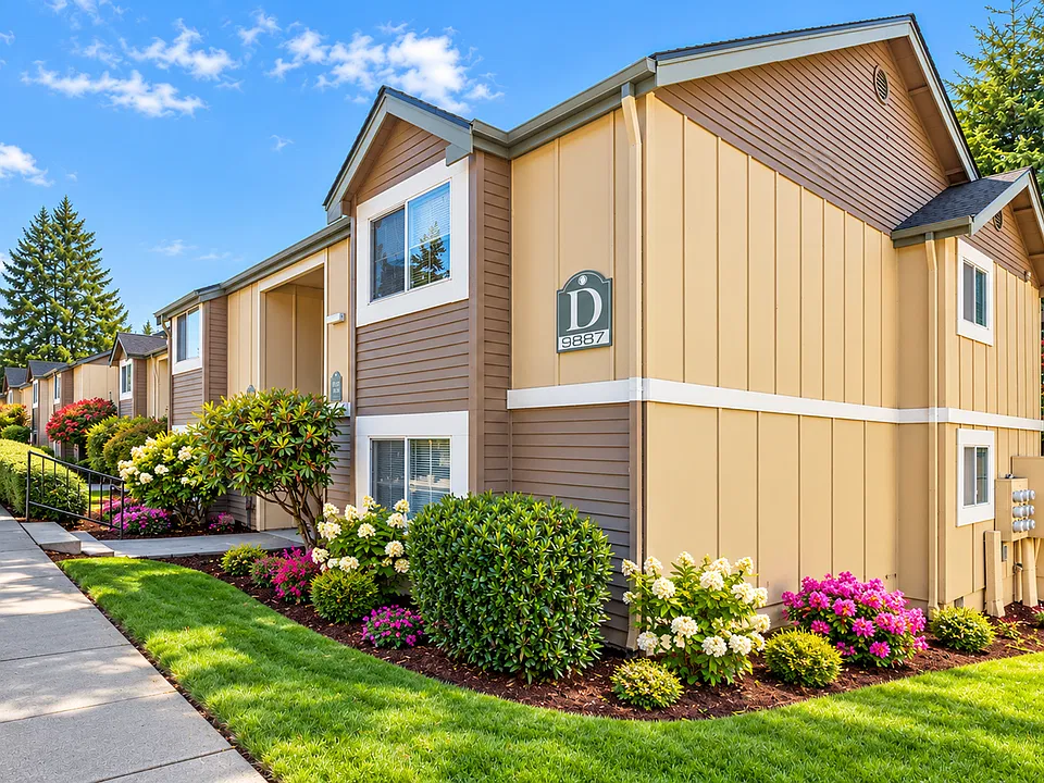 Crestwood Apartments