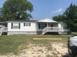 150 Oak Valley Ln, Springtown, TX 76082