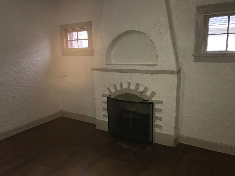 1735 S Fremont Ave — Photo 3